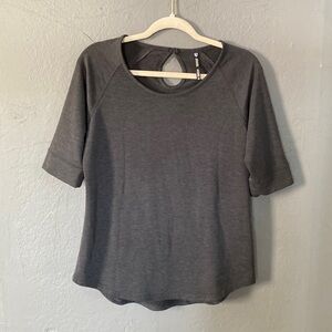 Kuhl Charcoal Gray Grey Cuffed Sleeve Key Hole Back Knit Shirt Size Small